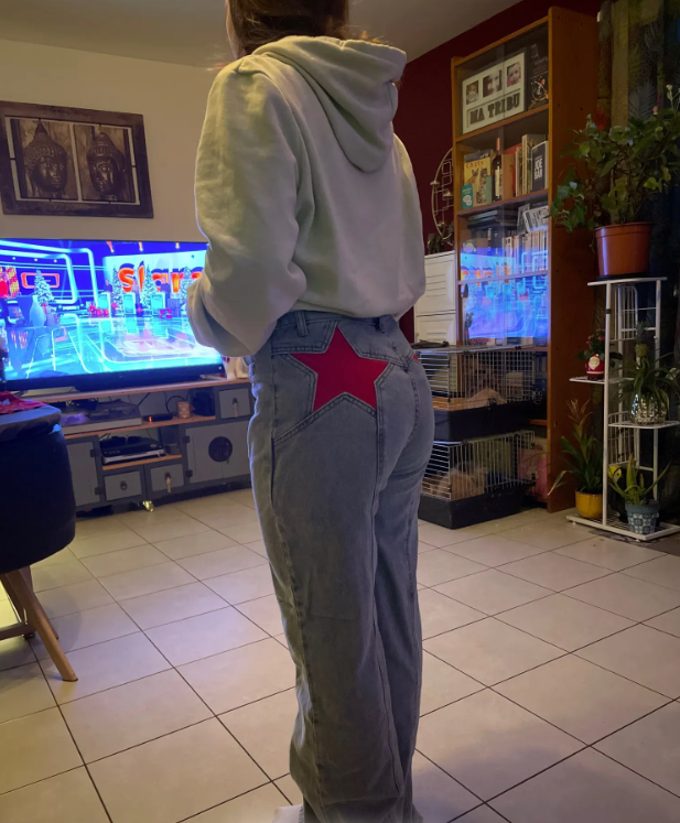 Camilla Star Jeans - Oversized jeans with stars