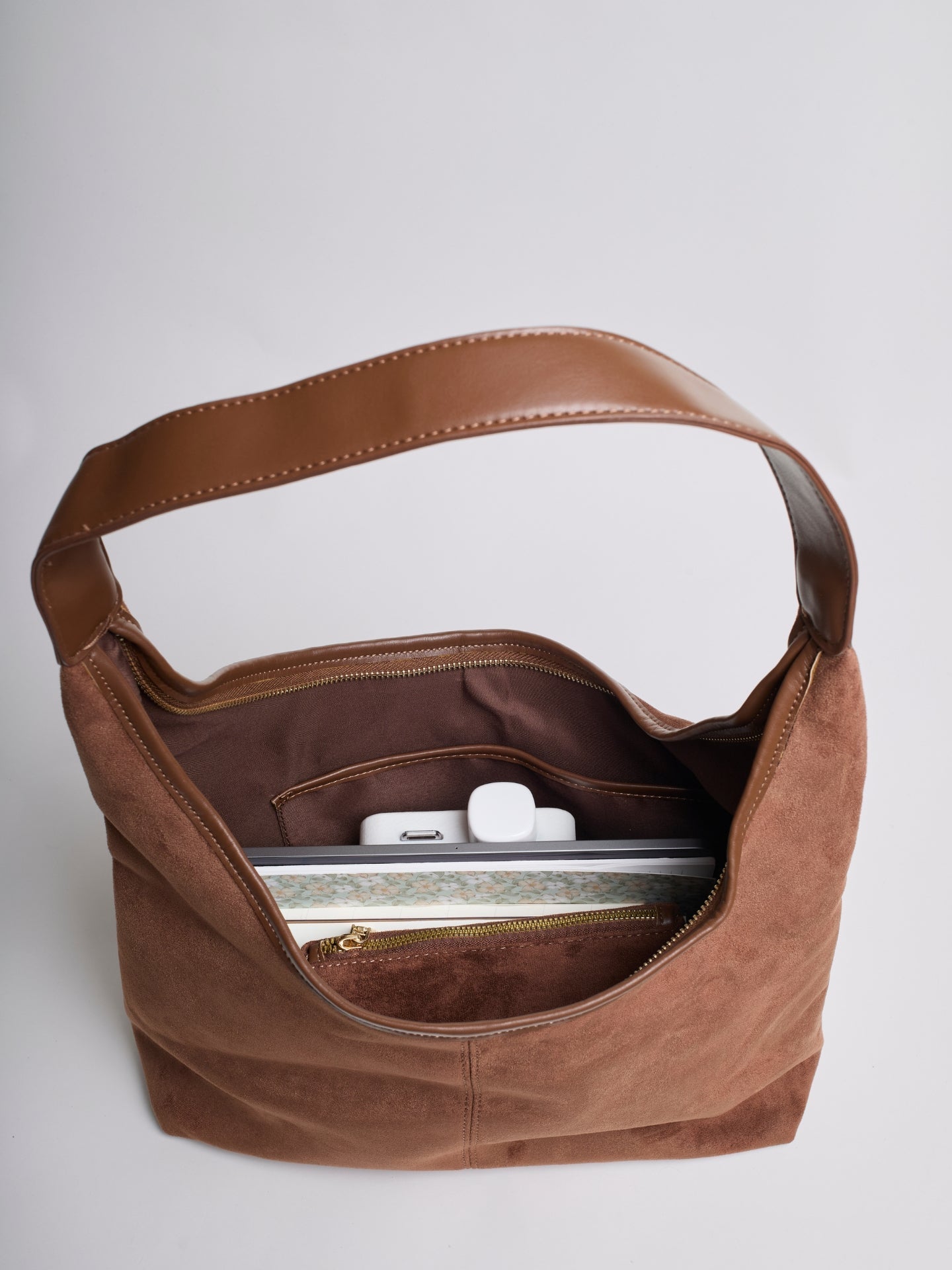 Jady | Suede Shoulder Bag