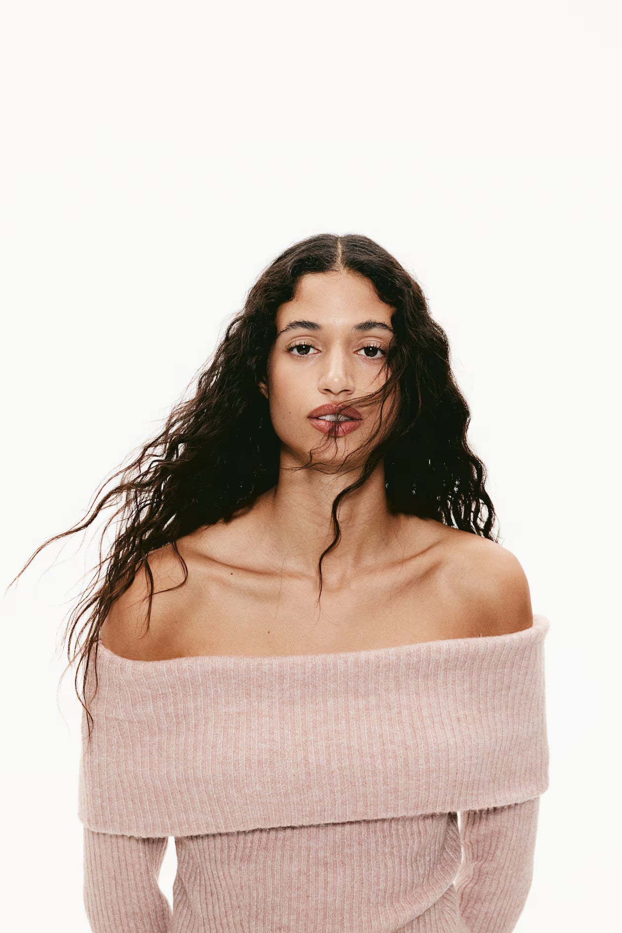 Sila | Off Shoulder Sweater