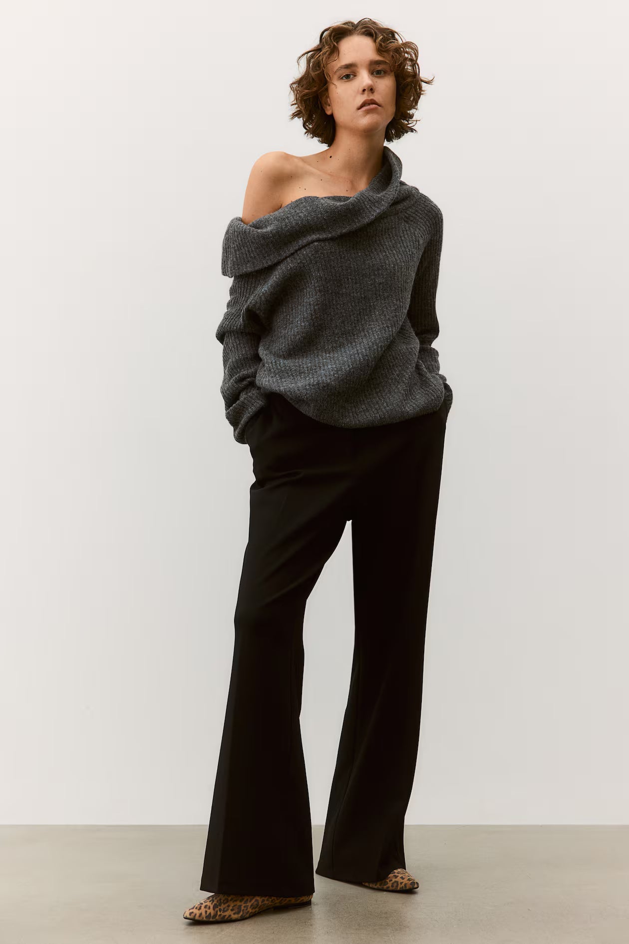 Sila | Off Shoulder Sweater