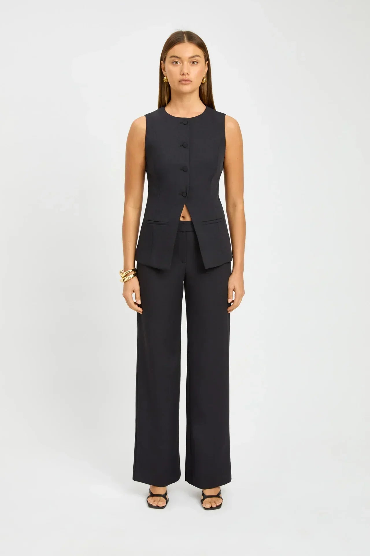 Silvana - Classy Sleeveless Top