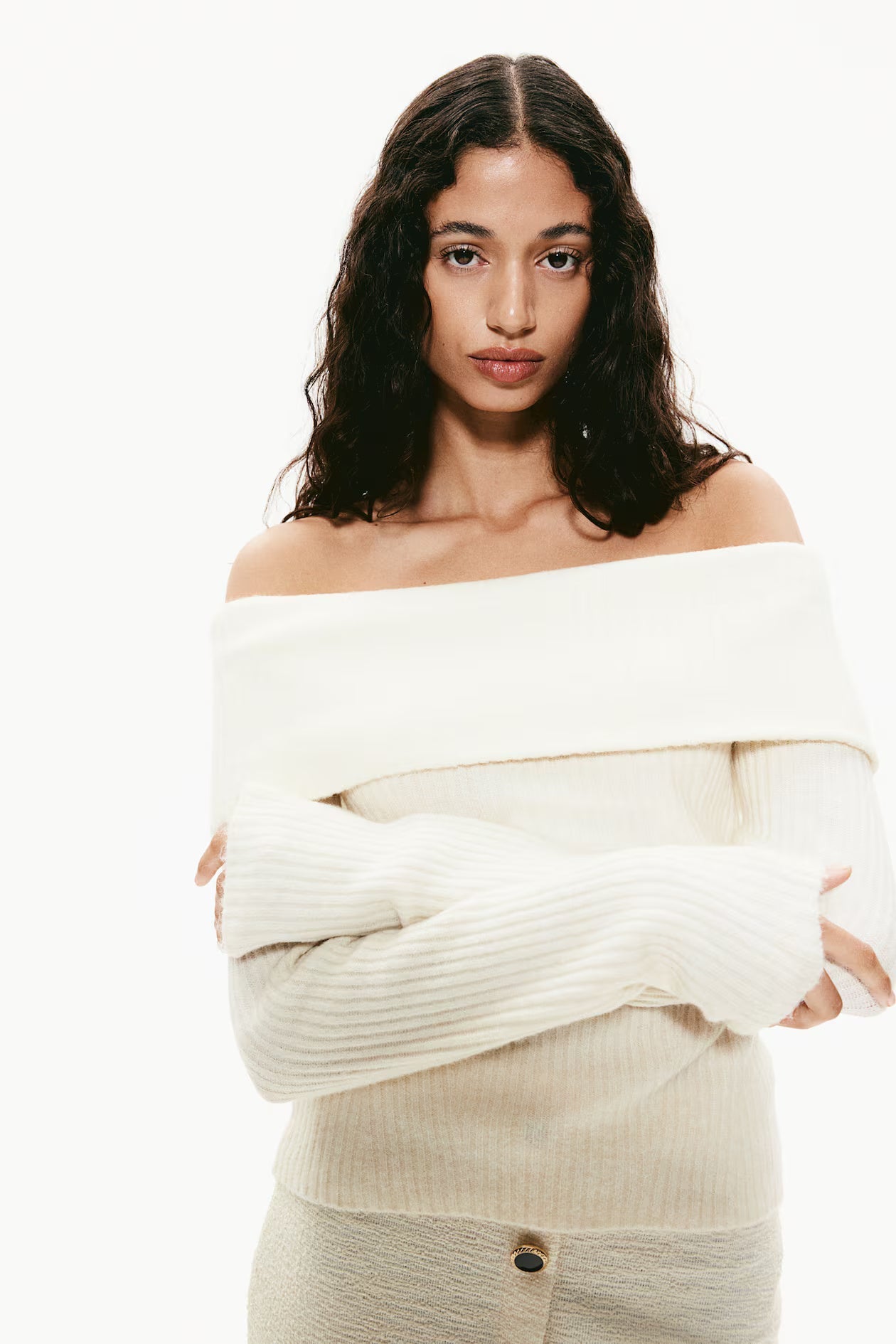 Sila | Off Shoulder Sweater