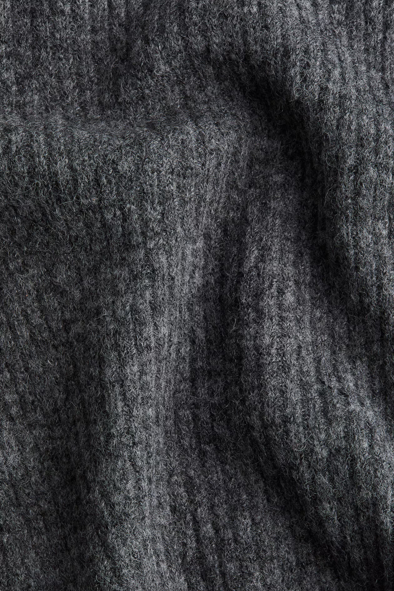 Sila | Off Shoulder Sweater